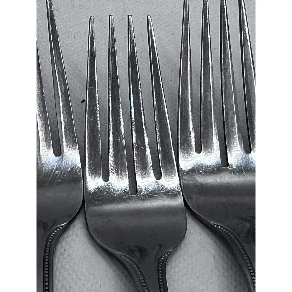 8 Stanley Roberts Rogers Lavalier Stainless dinner & Salad Forks Flatware
